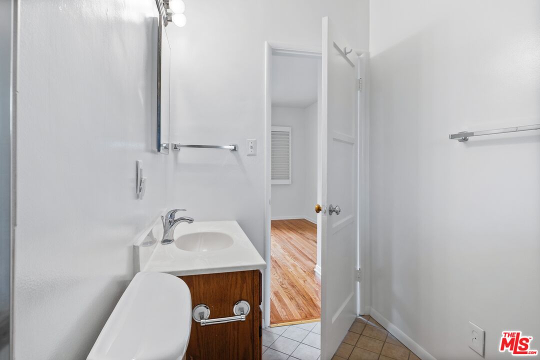 9620 Braddock Drive Culver City, CA 90232 - Photo 22 of 59