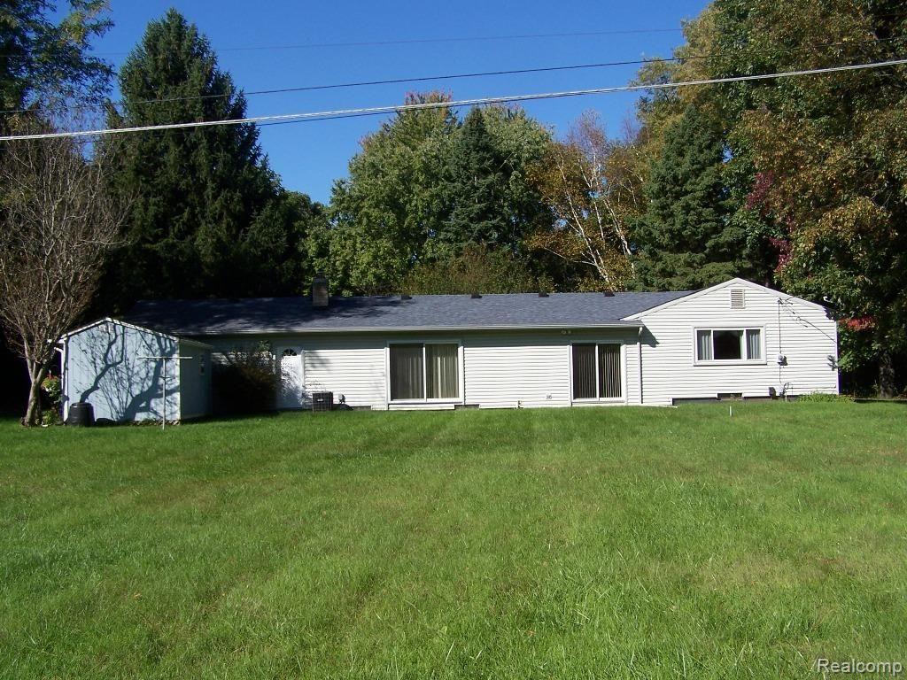 10912 Hibner Road Hartland, MI 48353 - Photo 21 of 21 Hibner 10912 006.jpg