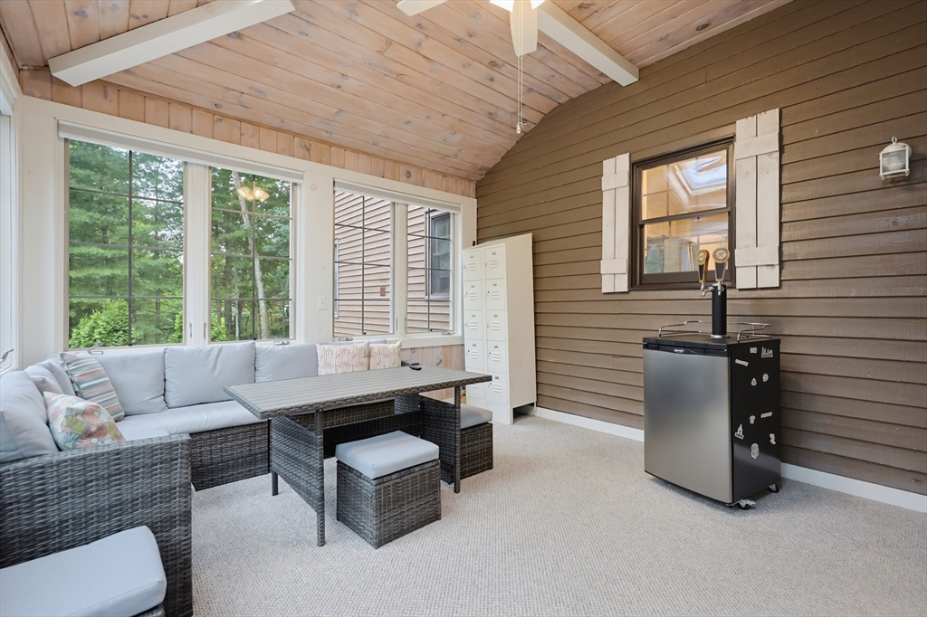 245 Albee Road Uxbridge, MA 01569 - Photo 26 of 42