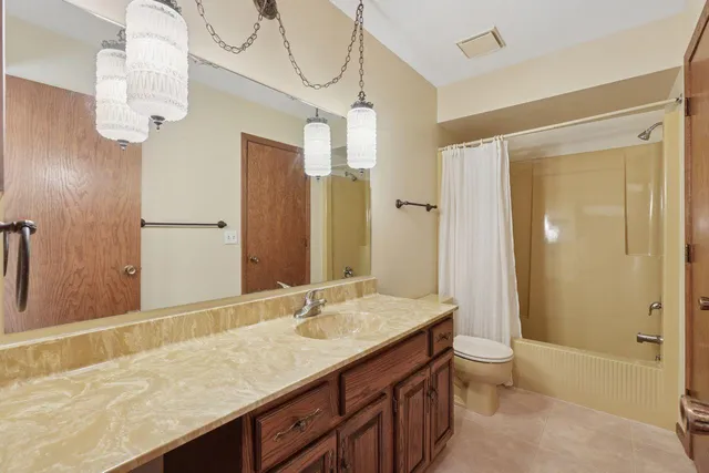 $399,999 | 440 River Hills Road, River Falls, WI 54022