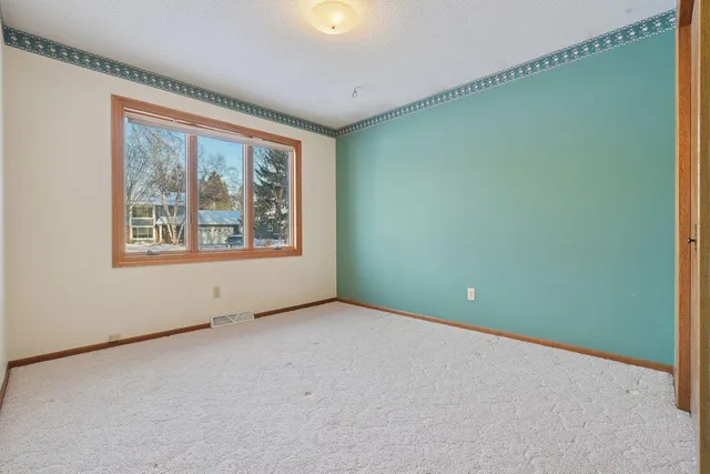 $399,999 | 440 River Hills Road, River Falls, WI 54022