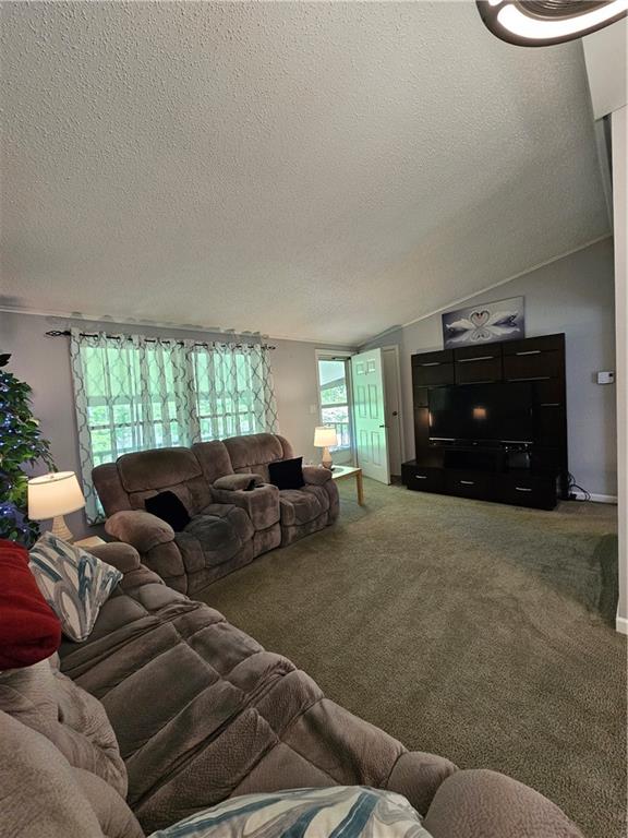 324 Barr Road Natrona Heights, PA 15065 - Photo 10 of 38