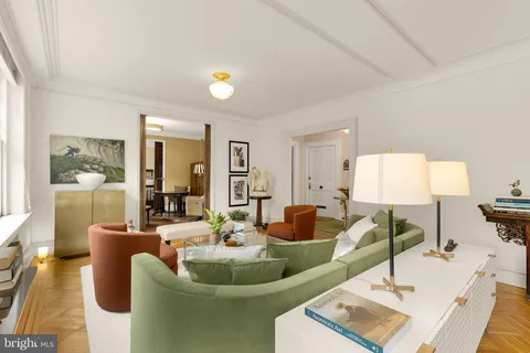 $725,000 | 2039 New Hampshire Avenue Northwest, Unit 301, Washington, DC 20009