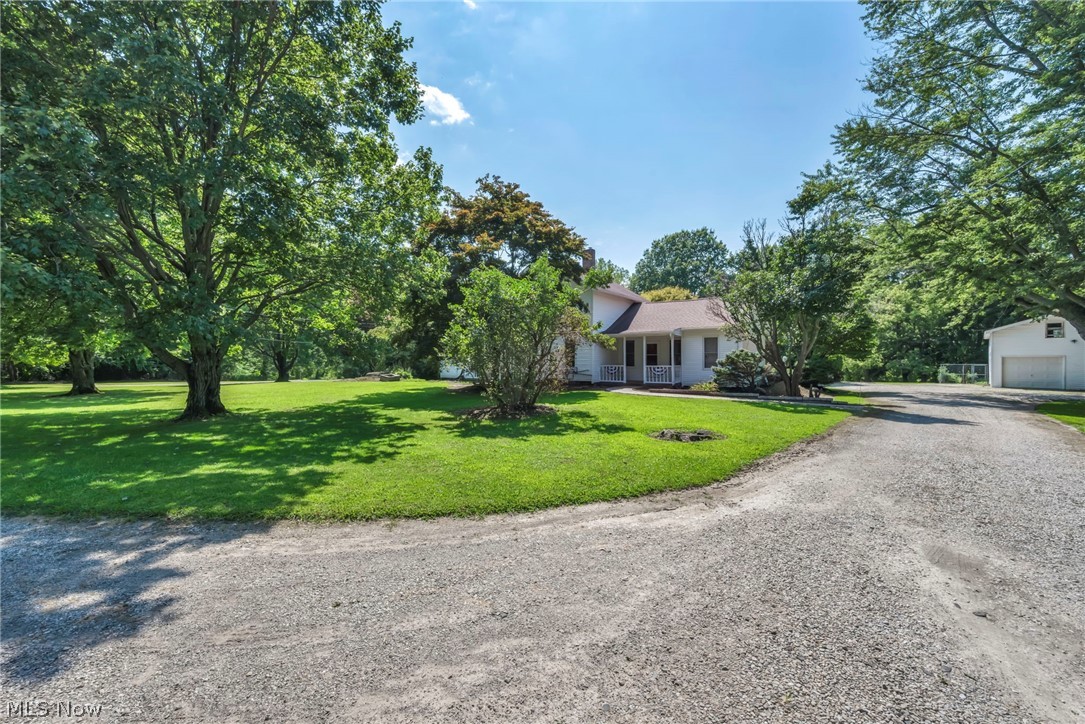2250 Claus Road Vermilion, OH 44089 - Photo 3 of 32