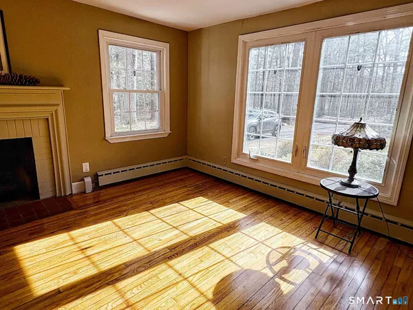 $519,000 | 44 Climax Road, Simsbury, CT 06070