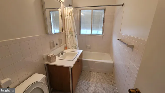 $1,250 | 1517 Hill Road, Unit 5G, Reading, PA 19602