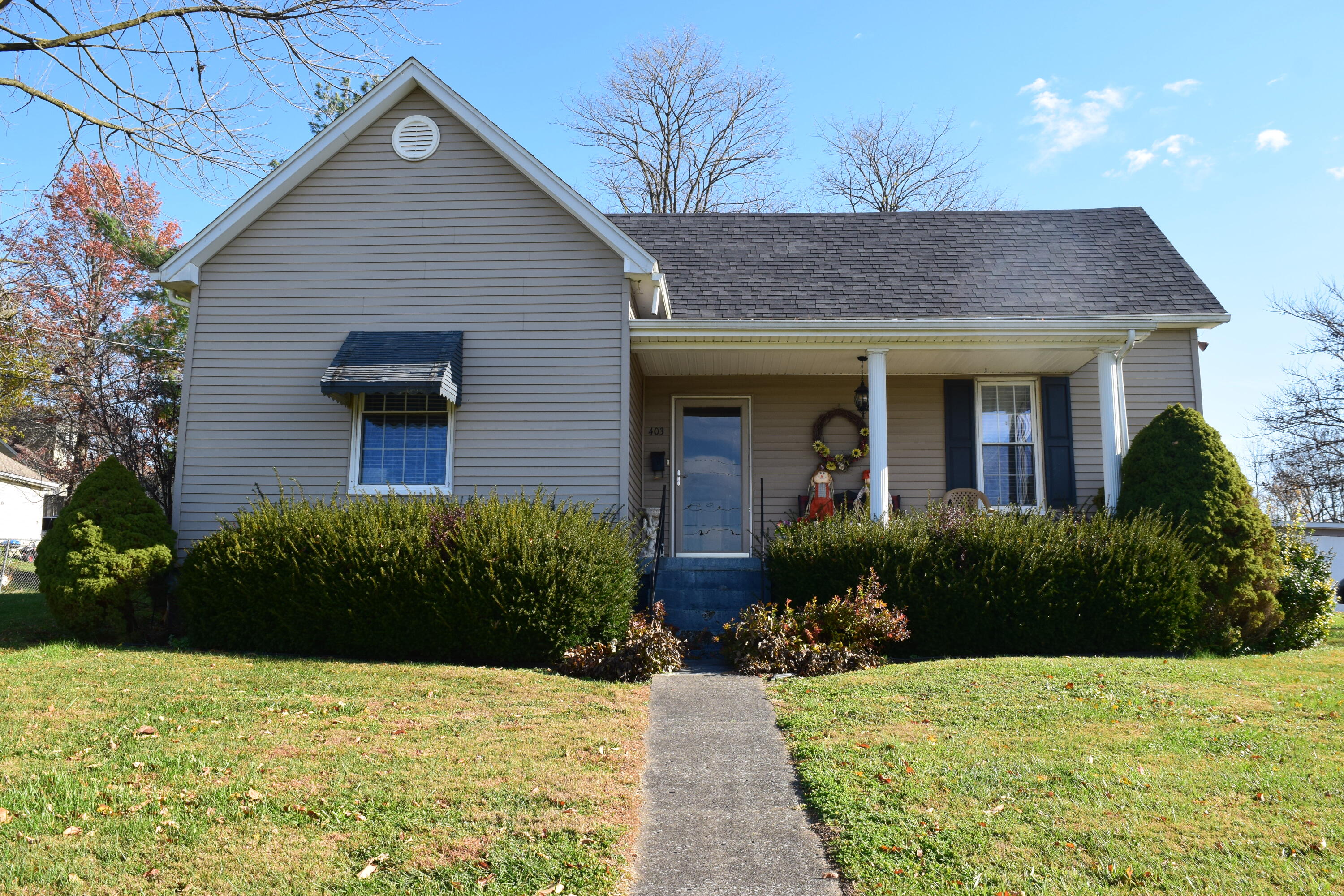 403 Perryville Road Springfield, KY 40069 - Photo 1 of 39 DSC_0268