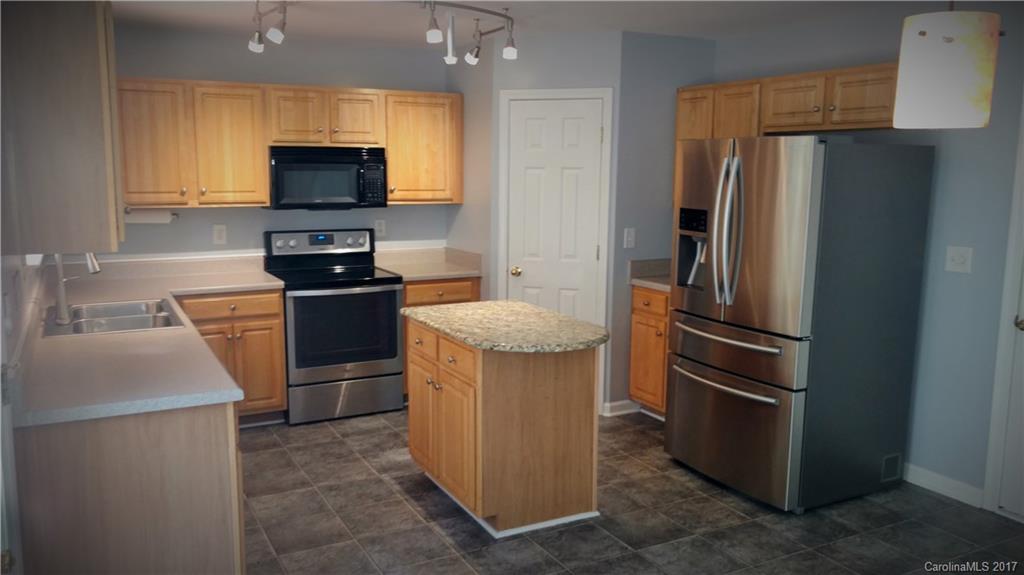 116 Dunnell Road Mooresville, NC 28115 - Photo 10 of 24 Gallery Image 10
