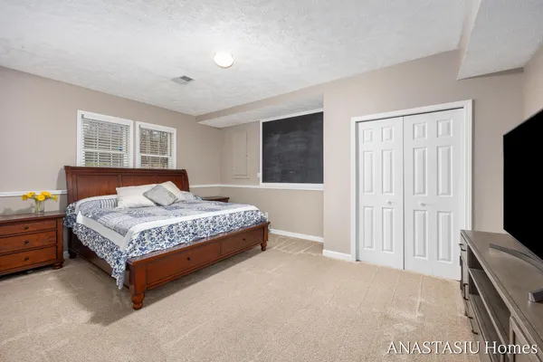 $859,000 | 7023 Dunloe Court, Belmont, MI 49306