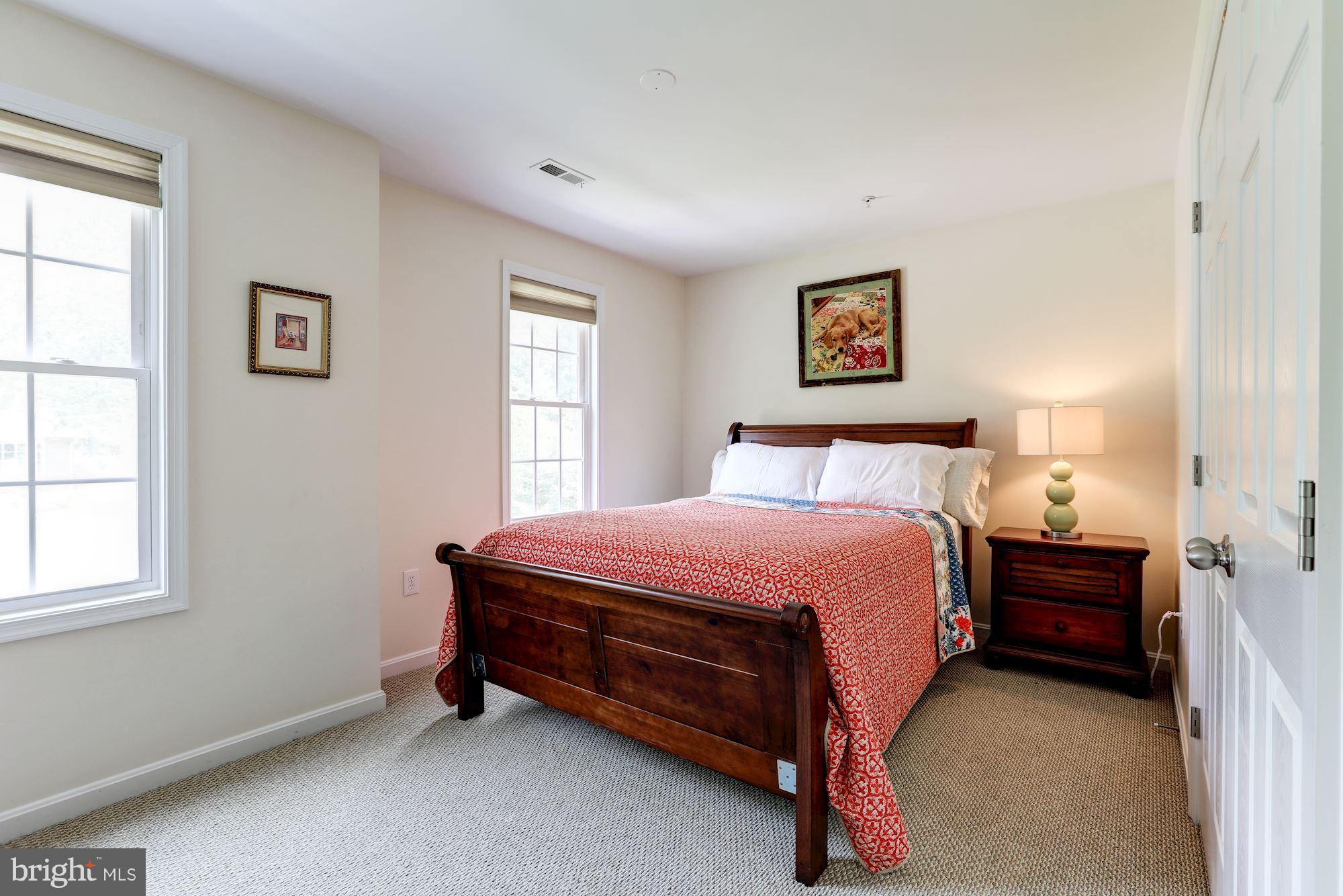 411 Heitzman Road Davidsonville, MD 21035 - Photo 14 of 29 Second bedroom
