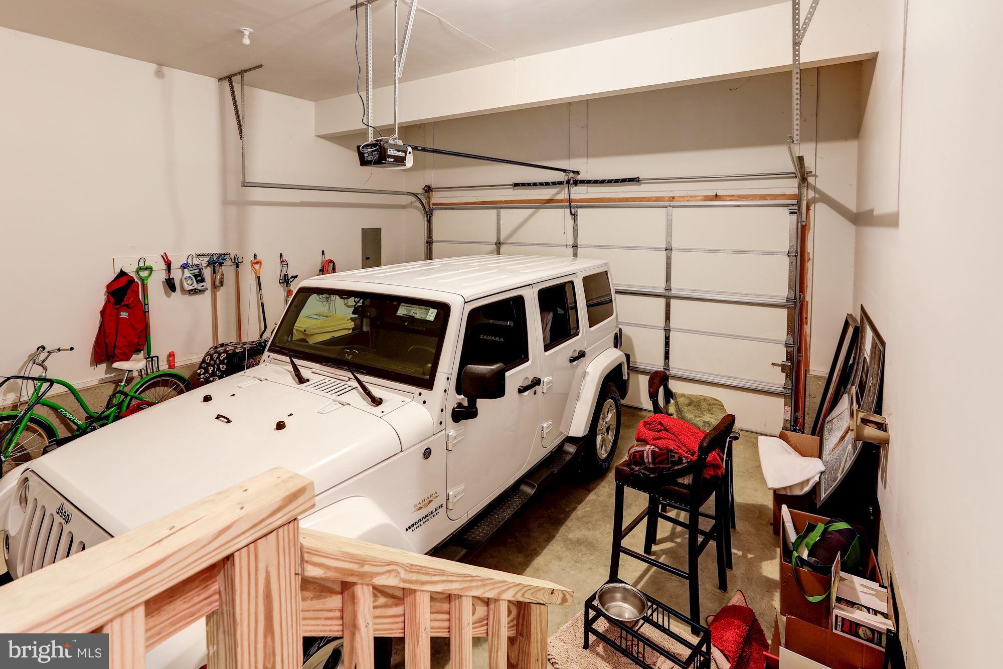 411 Heitzman Road Davidsonville, MD 21035 - Photo 23 of 29 Large garage with room for workshop