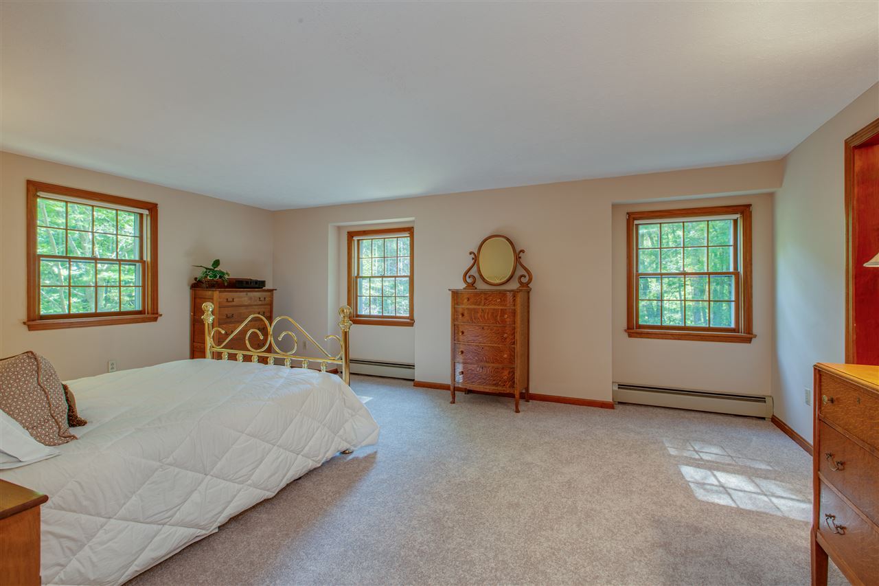 151 Coleman Road Auburn, NH 03032 - Photo 30 of 40