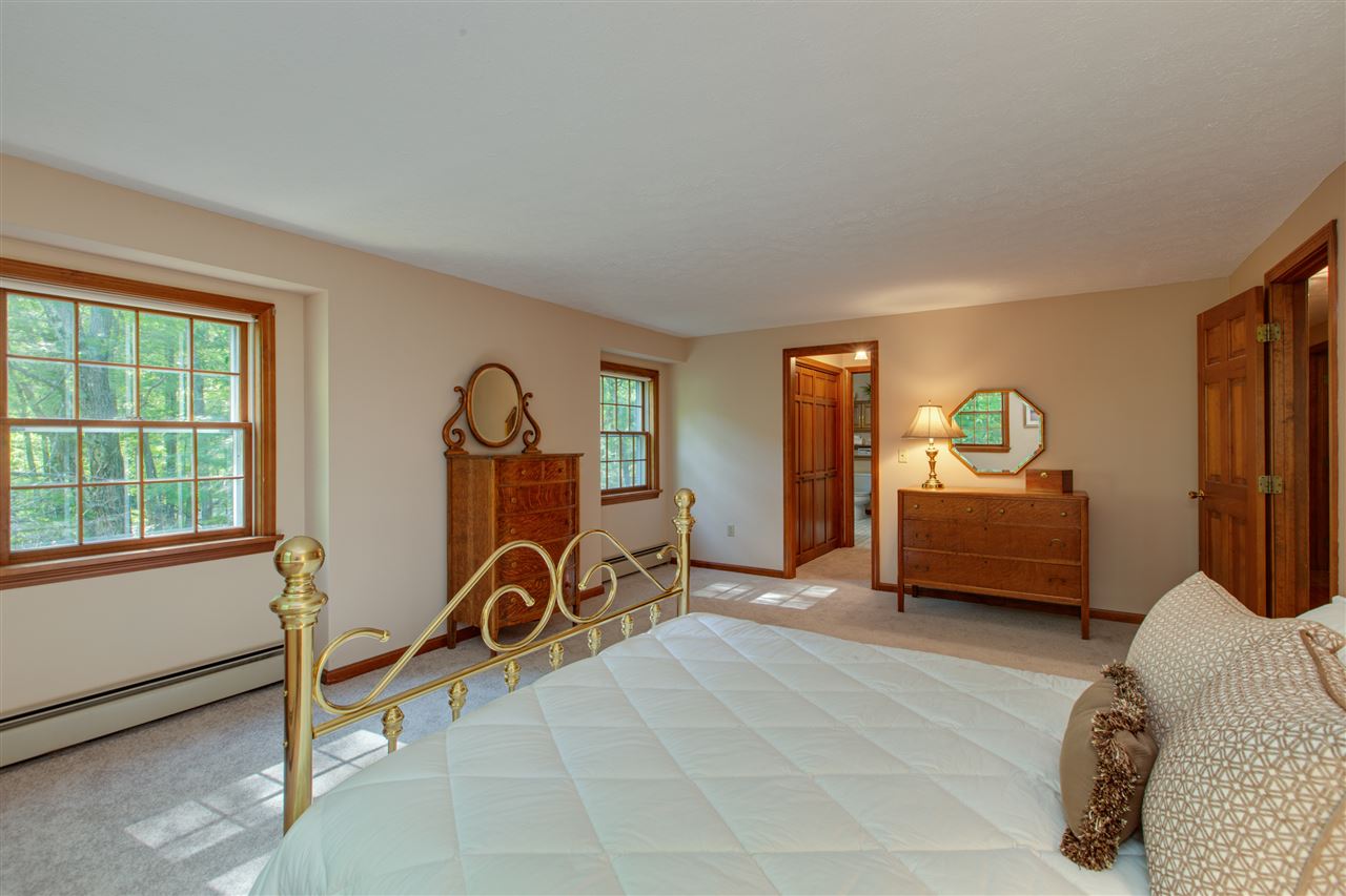 151 Coleman Road Auburn, NH 03032 - Photo 32 of 40