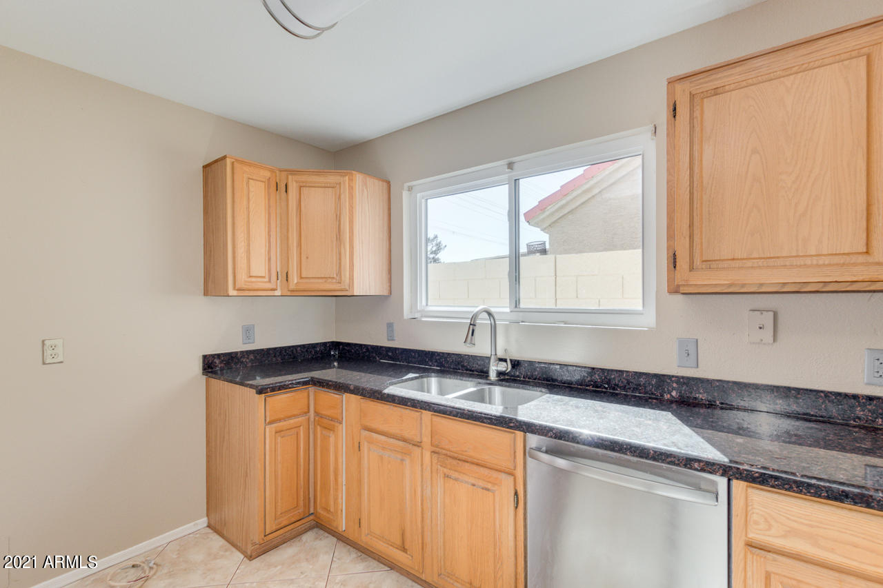 1267 East Mineral Road Gilbert, AZ 85234 - Photo 13 of 32 17-Mineral