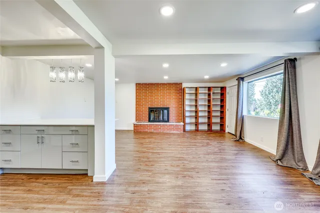 $569,500 | 1802 Windermere Drive Northeast, Bremerton, WA 98310