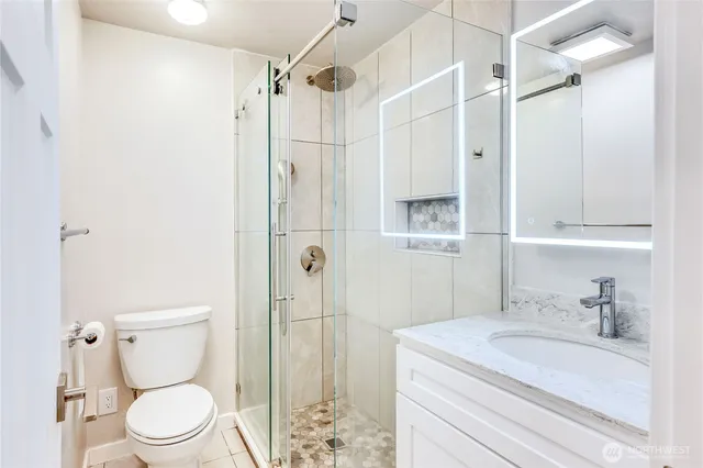 $569,500 | 1802 Windermere Drive Northeast, Bremerton, WA 98310