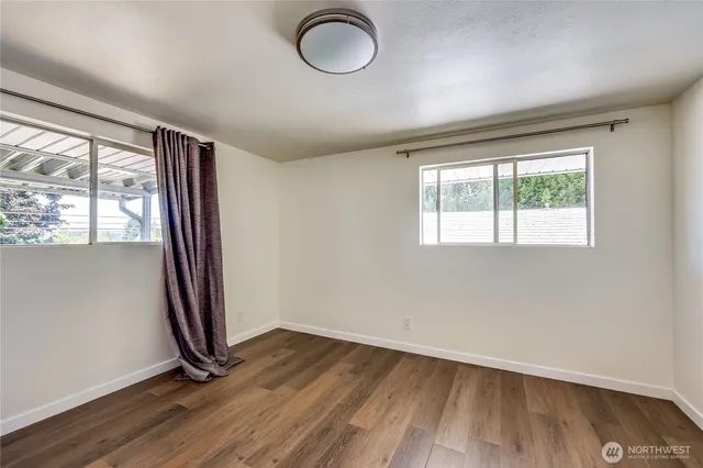 $569,500 | 1802 Windermere Drive Northeast, Bremerton, WA 98310