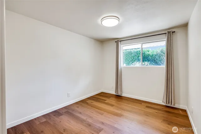 $569,500 | 1802 Windermere Drive Northeast, Bremerton, WA 98310