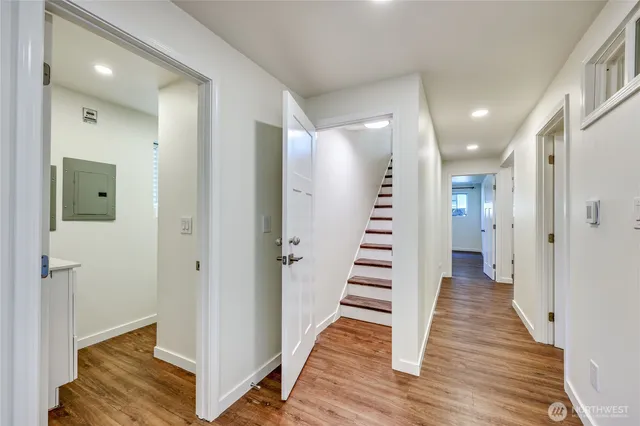 $569,500 | 1802 Windermere Drive Northeast, Bremerton, WA 98310