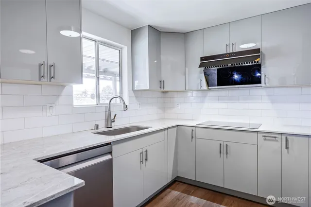 $569,500 | 1802 Windermere Drive Northeast, Bremerton, WA 98310