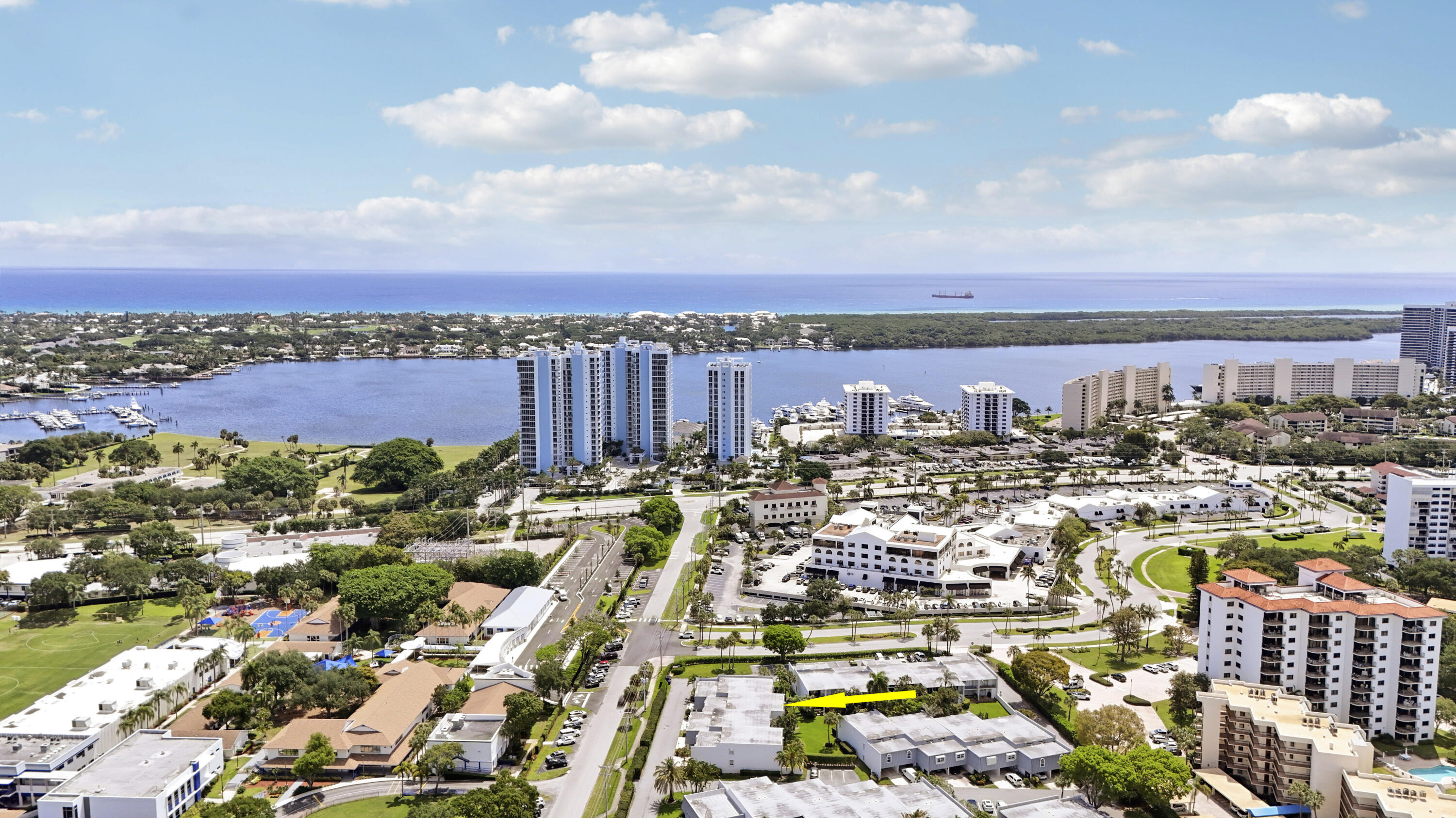 384 Golfview Road, Unit D North Palm Beach, FL 33408 - Photo 47 of 52 Aerial