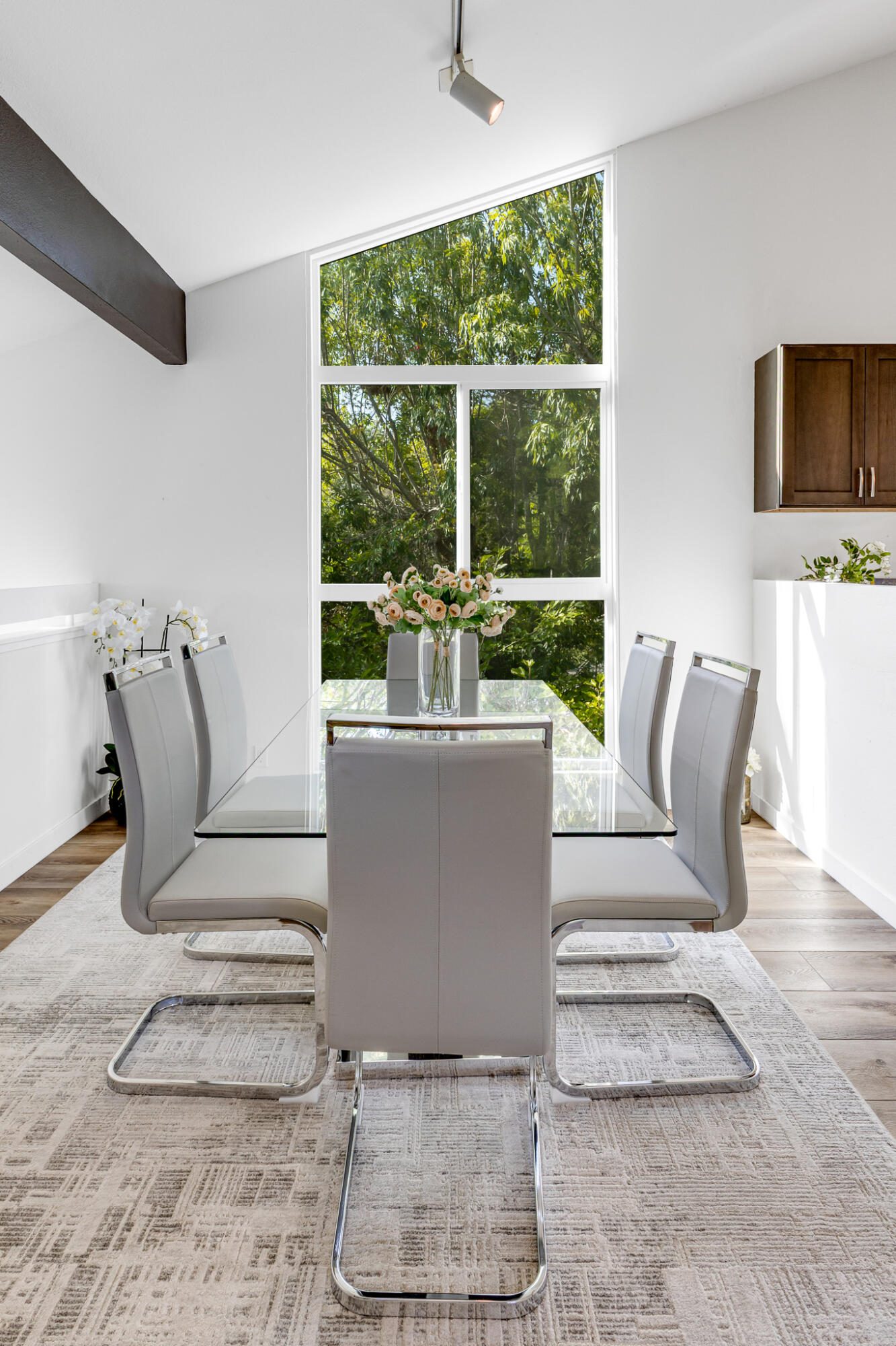 827 Cheltenham Road Santa Barbara, CA 93105 - Photo 18 of 23 Invite guests over to enjoy the space