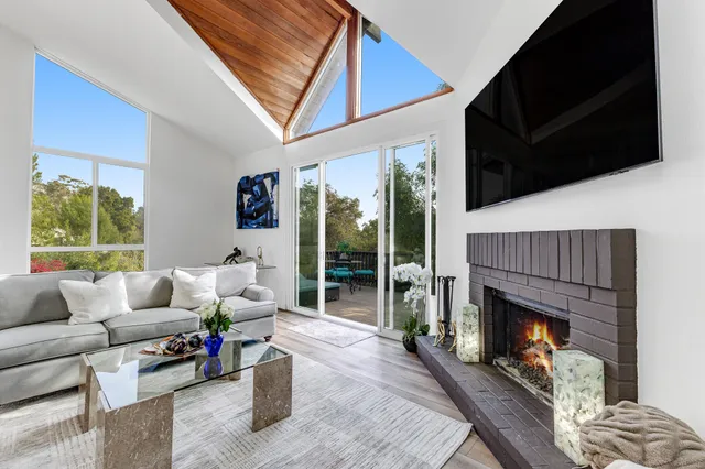 $1,749,000 | 827 Cheltenham Road, Santa Barbara, CA 93105