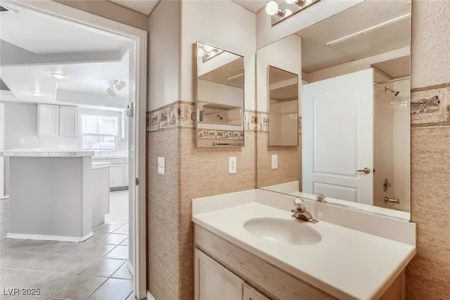 $1,300 | 3608 Arginis Street, Unit 104, Las Vegas, NV 89108