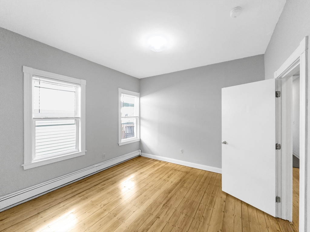 306 Centre Street, Unit 3 Boston, MA 02130 - Photo 13 of 21