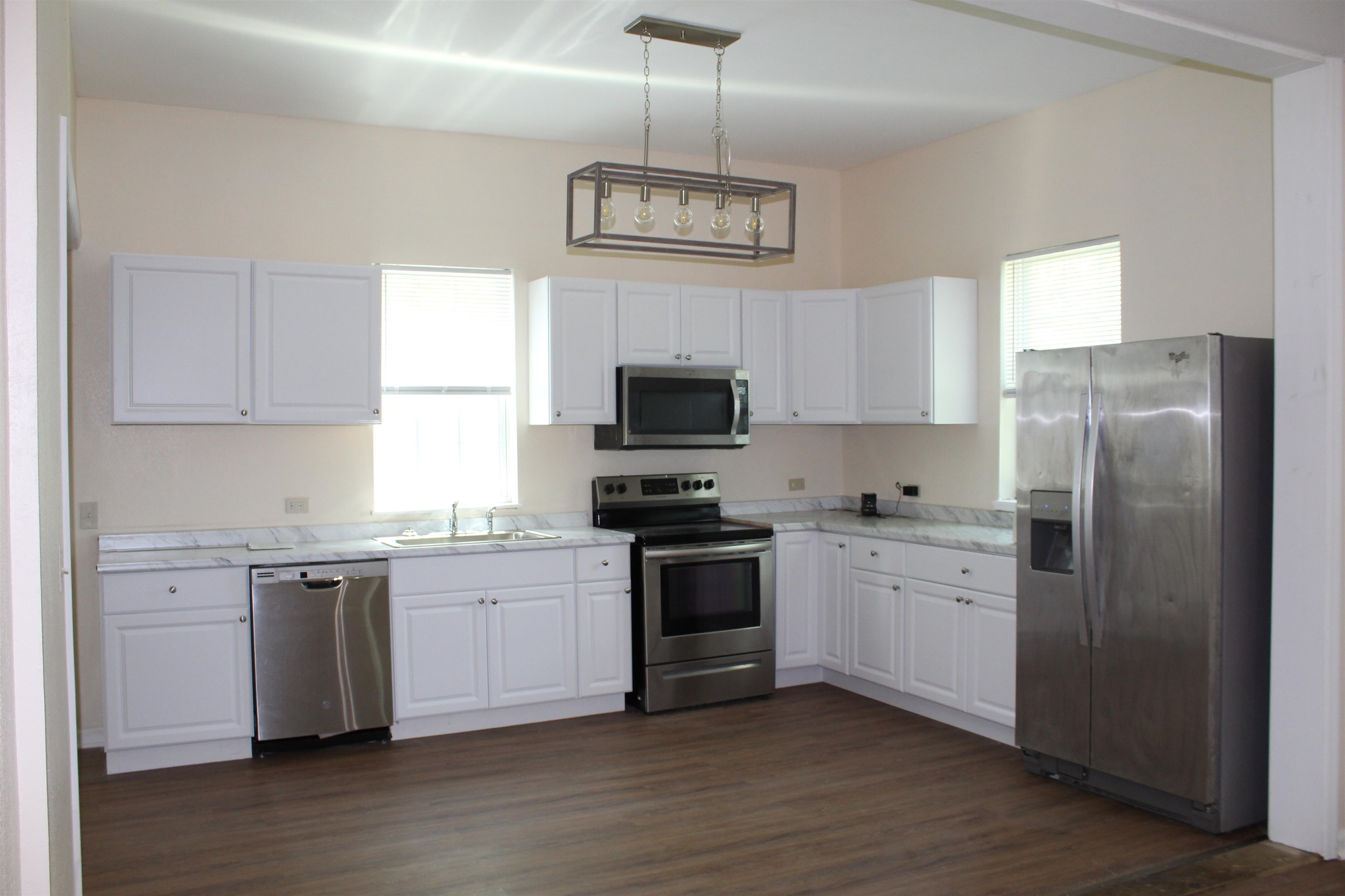 485 Southwest Jordan Street Madison, FL 32340 - Photo 2 of 47