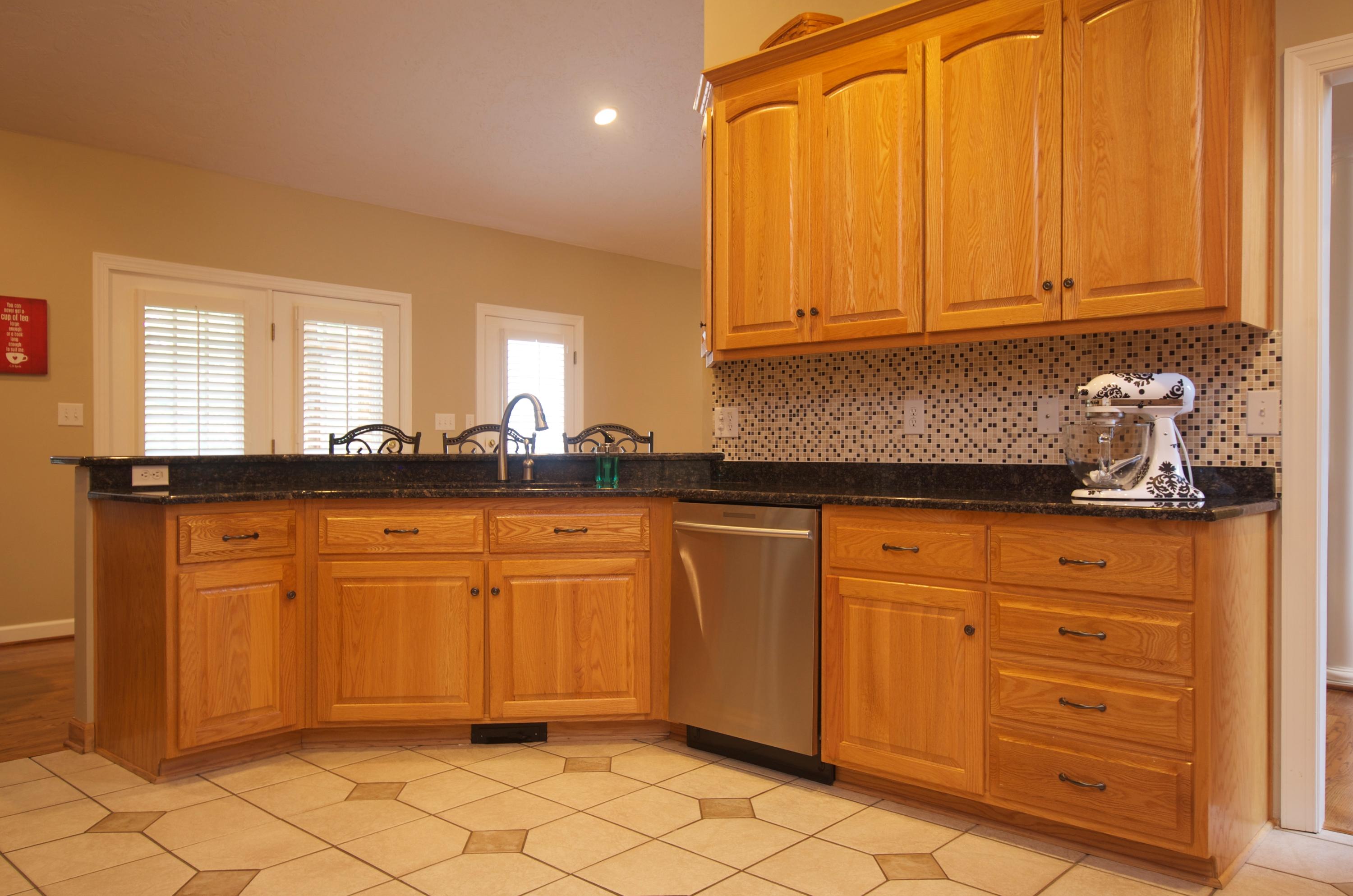135 Chesney Place Blue Ridge, VA 24064 - Photo 16 of 69 Kitchen