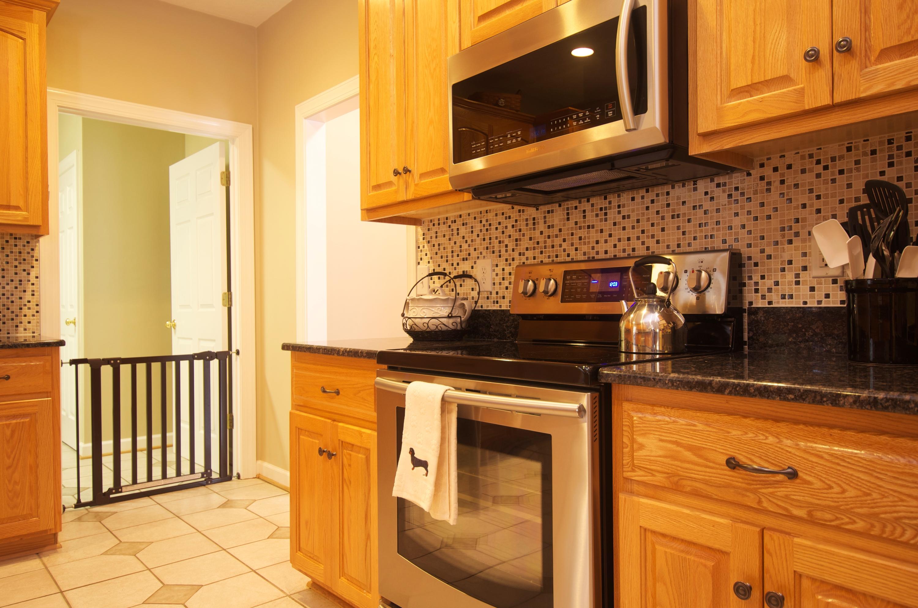 135 Chesney Place Blue Ridge, VA 24064 - Photo 19 of 69 Kitchen