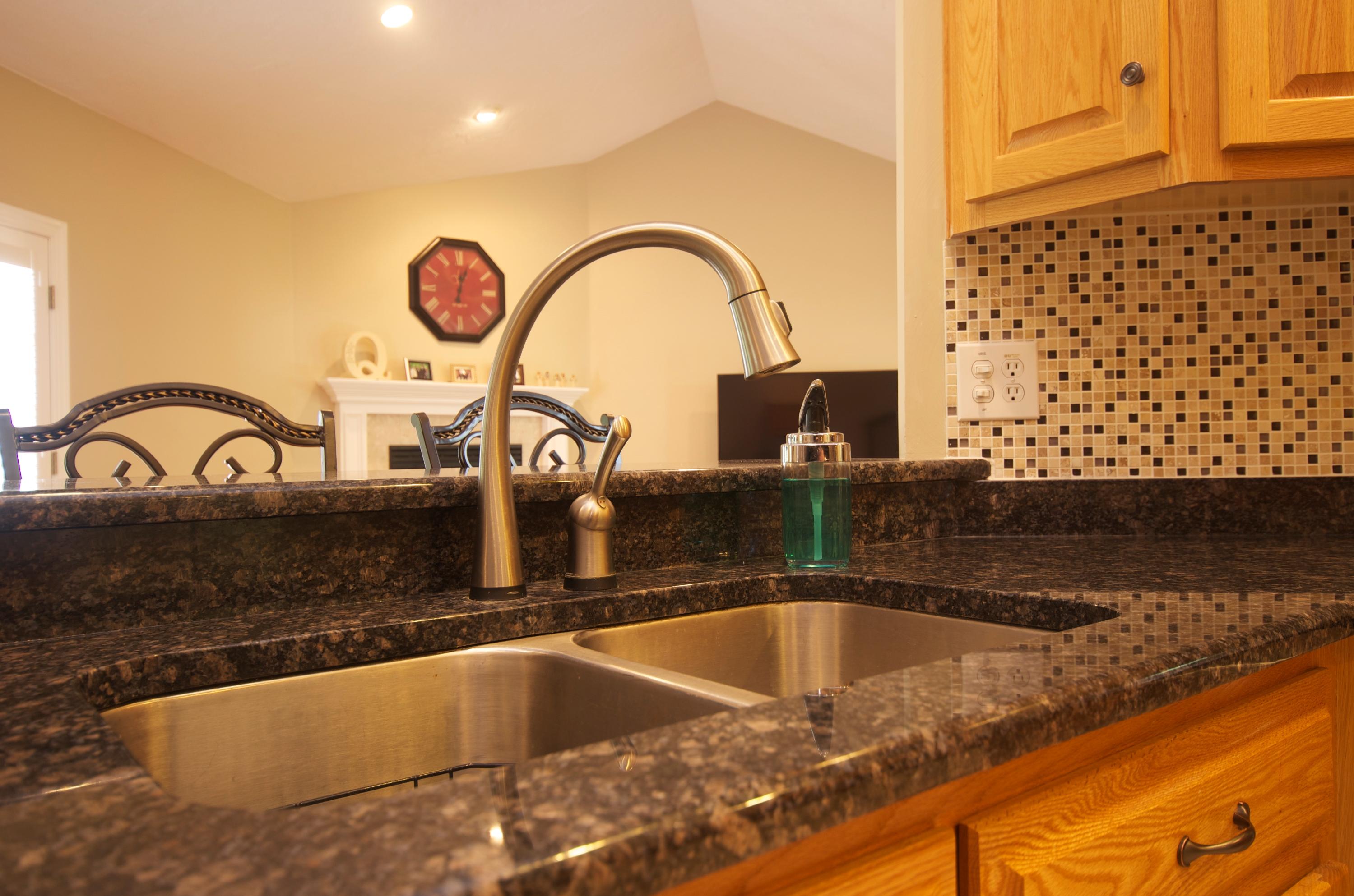 135 Chesney Place Blue Ridge, VA 24064 - Photo 20 of 69 Kitchen