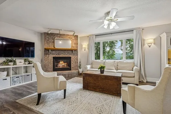 $750,000 | 16902 Wilderness Trail Southeast, Prior Lake, MN 55372