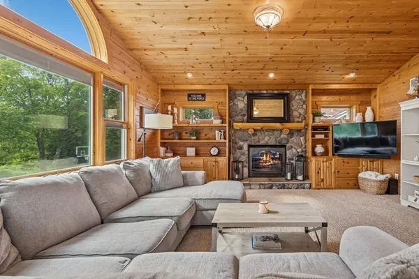 $750,000 | 16902 Wilderness Trail Southeast, Prior Lake, MN 55372