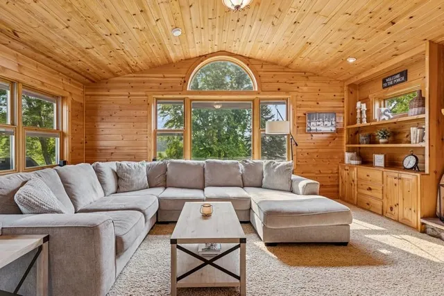 $775,000 | 16902 Wilderness Trail Southeast, Prior Lake, MN 55372