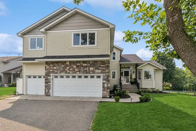 $775,000 | 16902 Wilderness Trail Southeast, Prior Lake, MN 55372