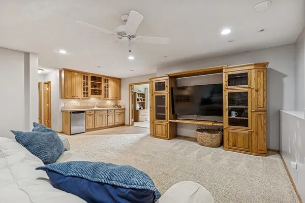 $750,000 | 16902 Wilderness Trail Southeast, Prior Lake, MN 55372