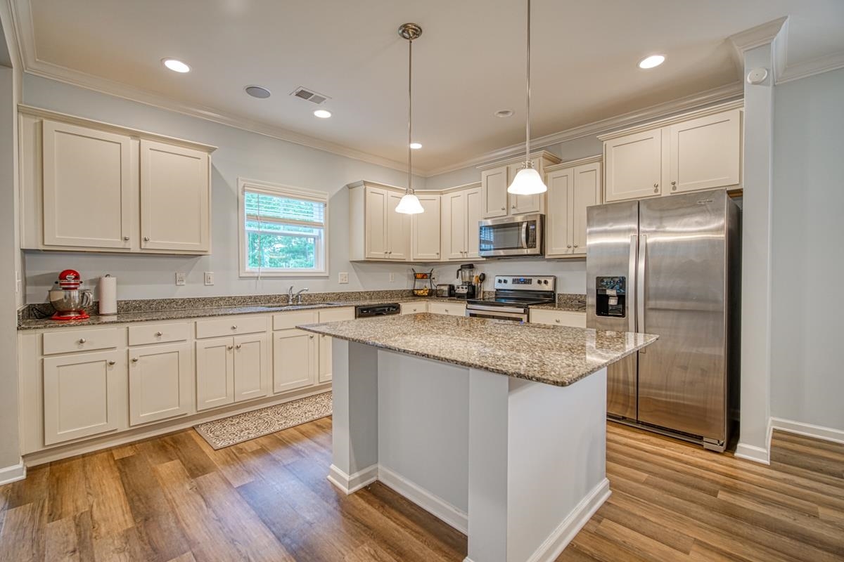 623 Autumn Breeze Walk Inman, SC 29349 - Photo 8 of 35