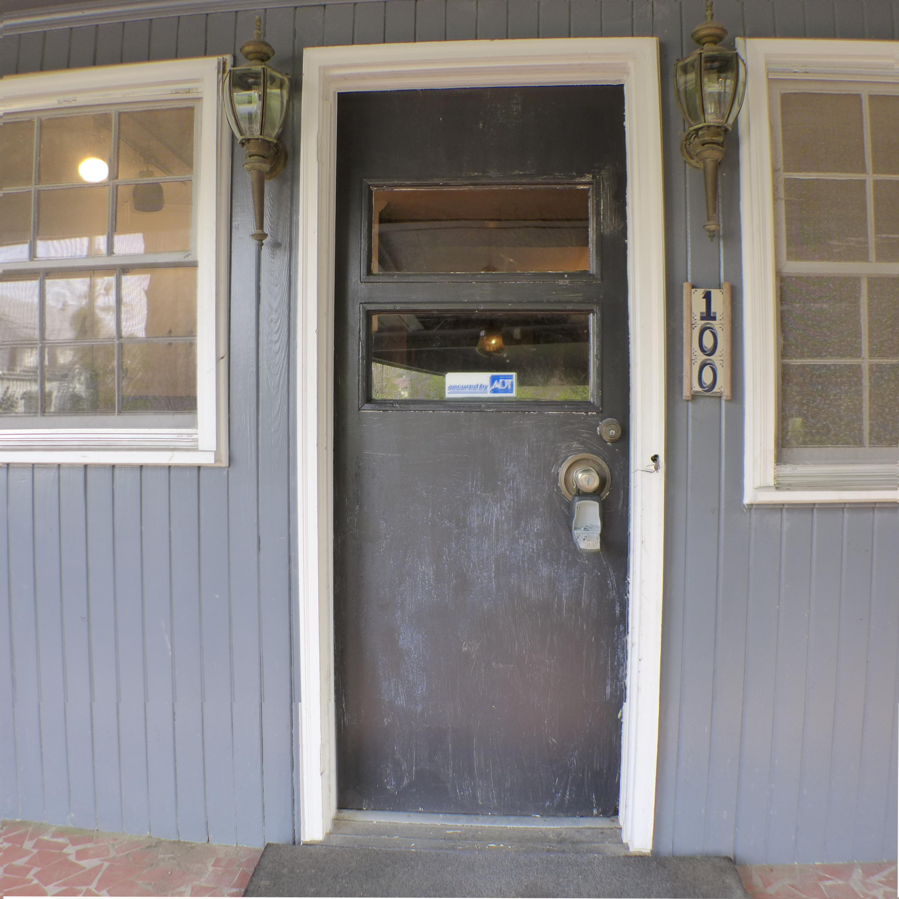 100 East Murray Avenue St. George, SC 29477 - Photo 2 of 20 P1110609
