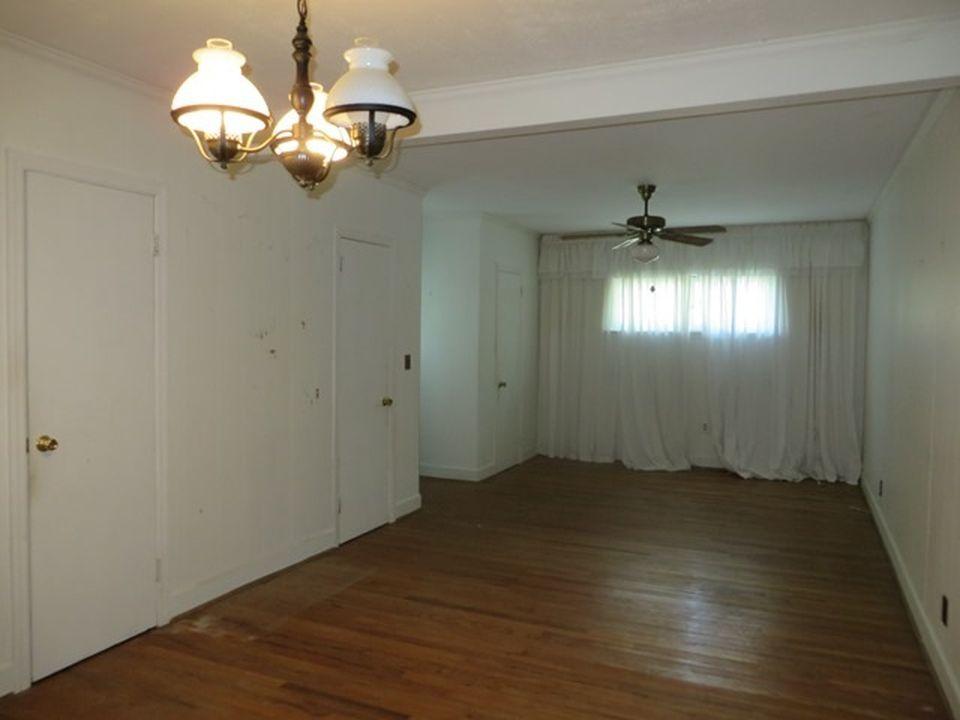 100 East Murray Avenue St. George, SC 29477 - Photo 11 of 20 6