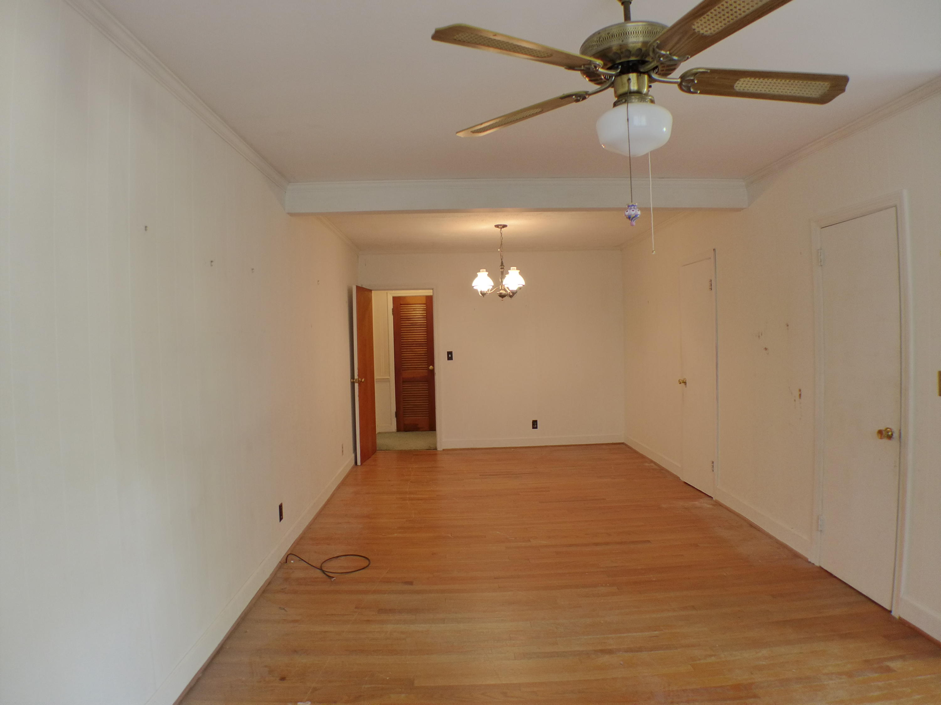 100 East Murray Avenue St. George, SC 29477 - Photo 8 of 20 P1110598