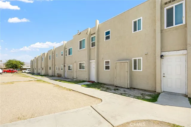 $5,695,000 | 82451 John Nobles Avenue, Indio, CA 92201