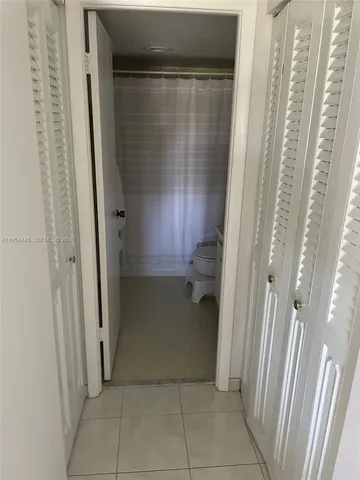 $1,800 | 2761 Taft Street, Unit 408, Hollywood, FL 33020