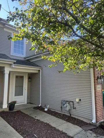 $279,900 | 16043 Tiger Drive, Lockport, IL 60441