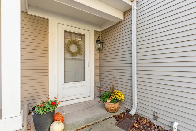 $279,900 | 16043 Tiger Drive, Lockport, IL 60441