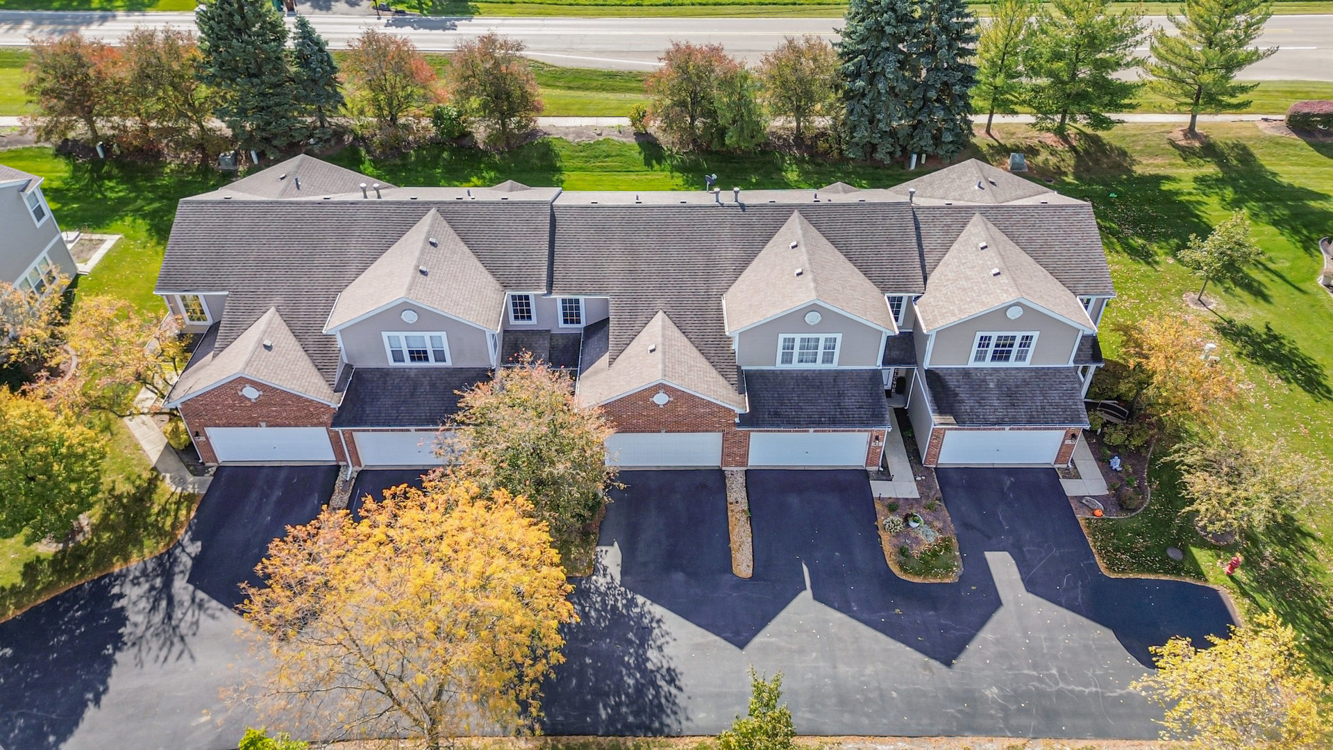 16043 Tiger Drive Lockport, IL 60441 - Photo 21 of 22 an aerial view of a house