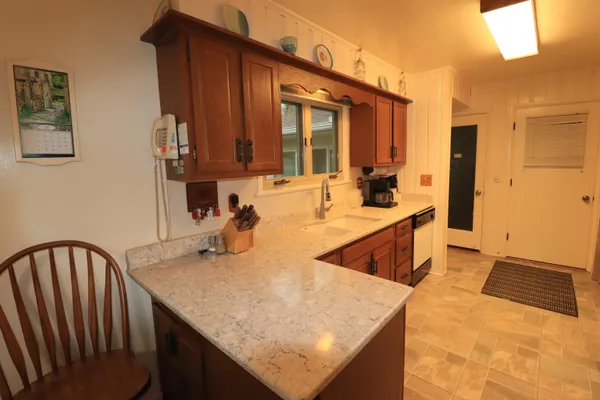 $249,900 | 541 North Arch Street, Janesville, WI 53548