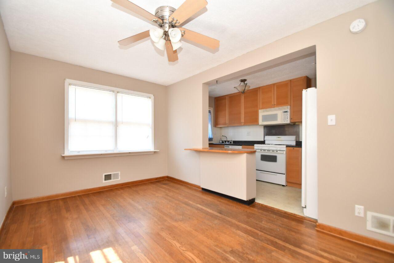 2201 Graythorn Road Baltimore, MD 21220 - Photo 7 of 24 Dining Room