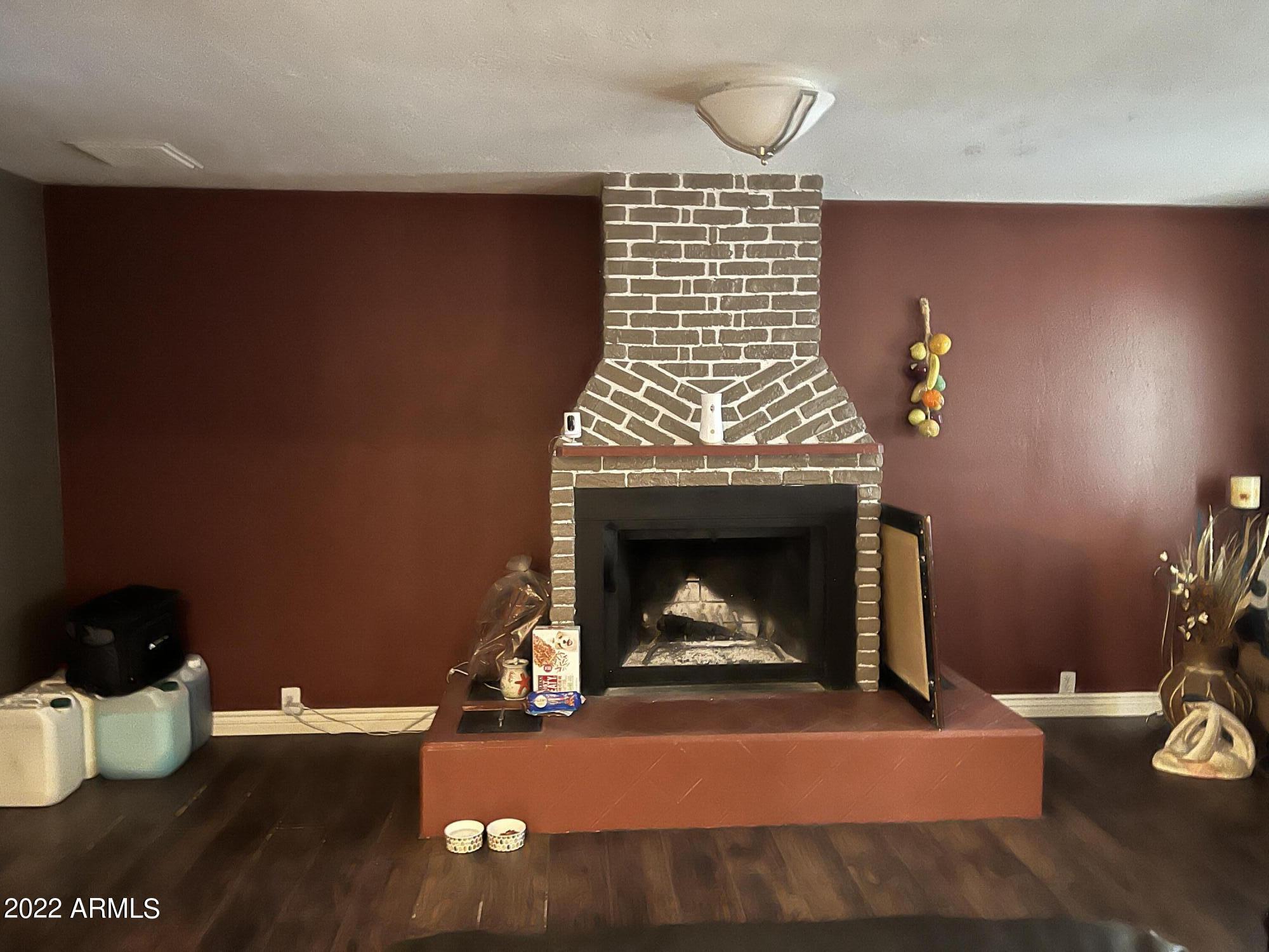 4922 West Ocotillo Road Glendale, AZ 85301 - Photo 9 of 24 F4F328AF-6091-4EAA-AD6A-5444BA0E5F8C